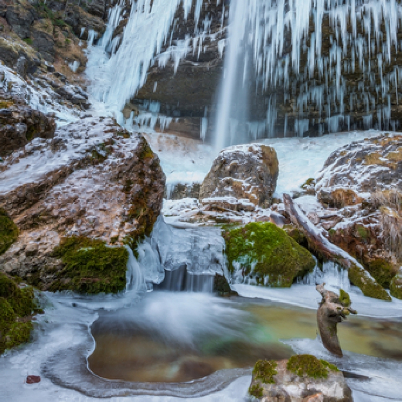 gonghe_falls